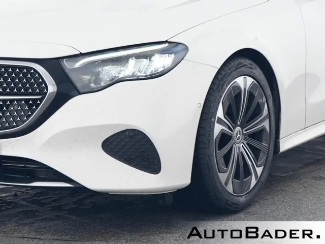 Mercedes-Benz E 220 AVANTGARDE E 220 d Estate