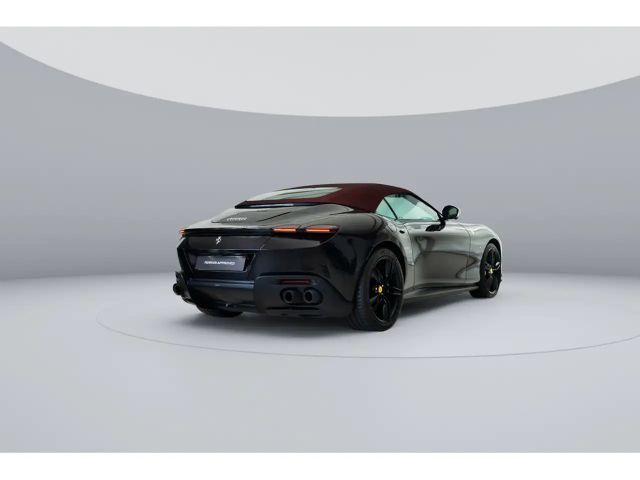 Ferrari Roma Spider