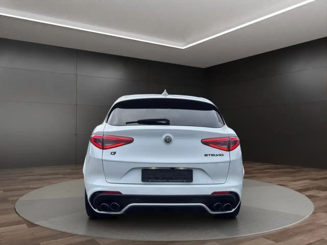 Alfa Romeo Stelvio Quadrifoglio