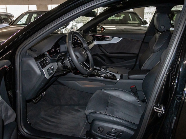 Audi S4 Avant Quattro