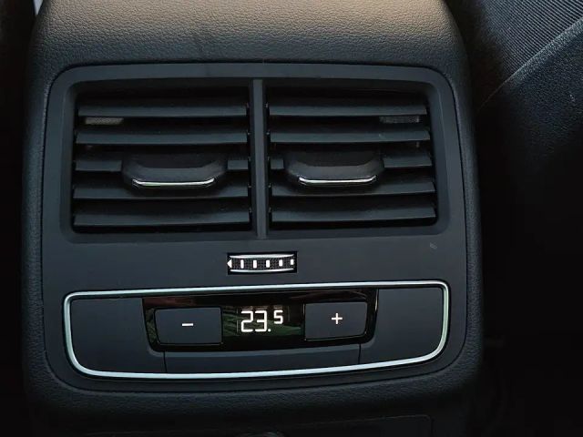 Audi A4 40 TDI Avant S-Line