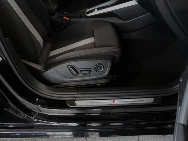 Audi A3 35 TFSI S-Line Sedan Sportback