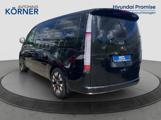 Hyundai Staria Signature Vierwielaandrijving