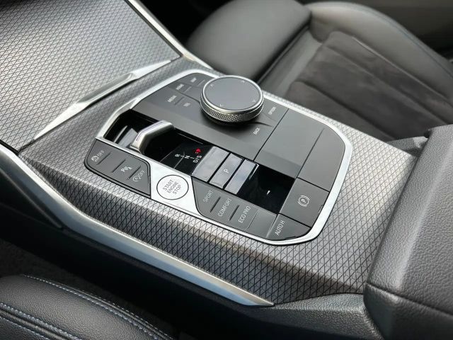 BMW 320 320i M-Sport Touring