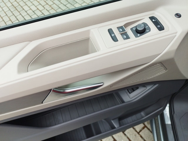 Volkswagen Multivan 2.0 TDI DSG Lang T7