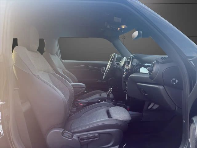 MINI Cooper 1.5 Classic