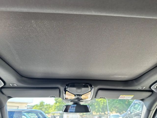 BMW 330 330i M-Sport Sedan