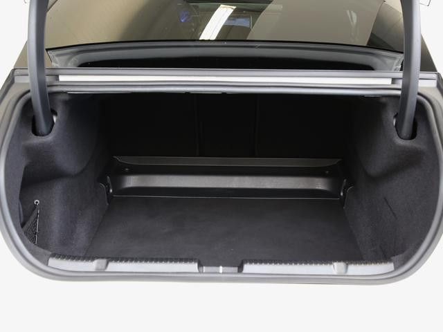 Mercedes-Benz EQE 350 Sedan