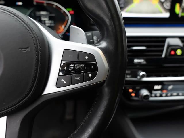 BMW 520 520d M-Sport Touring xDrive