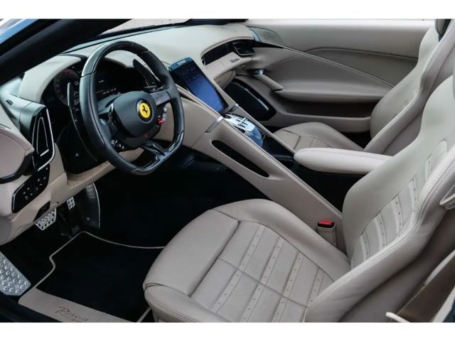 Ferrari Roma Spider