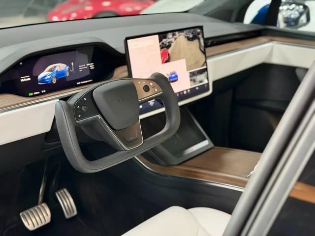 Tesla Model X Long Range