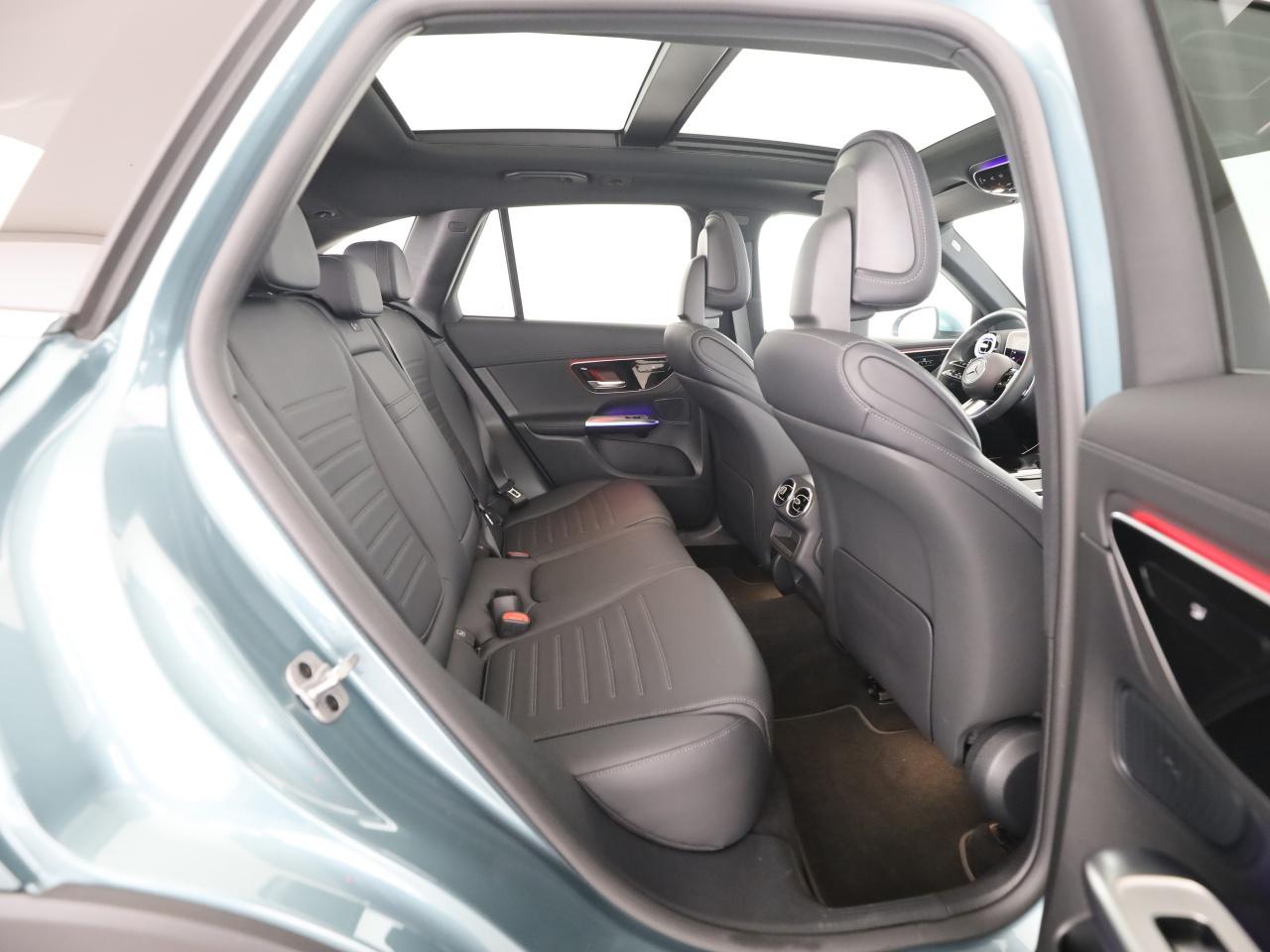 Mercedes-Benz GLC 300 4MATIC AMG Line GLC 300 d