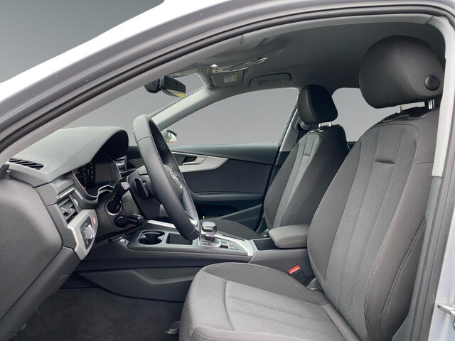 Audi A4 30 TDI Avant S-Tronic