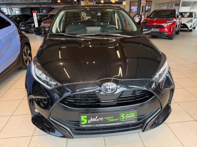 Toyota Yaris Hatchback Hybride Team D