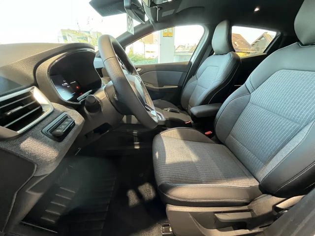 Renault Clio E-Tech Hybrid Techno