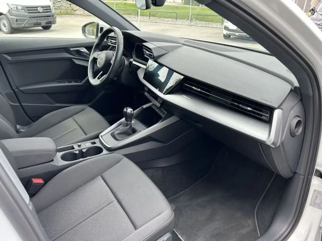 Audi A3 30 TDI Sedan Sportback