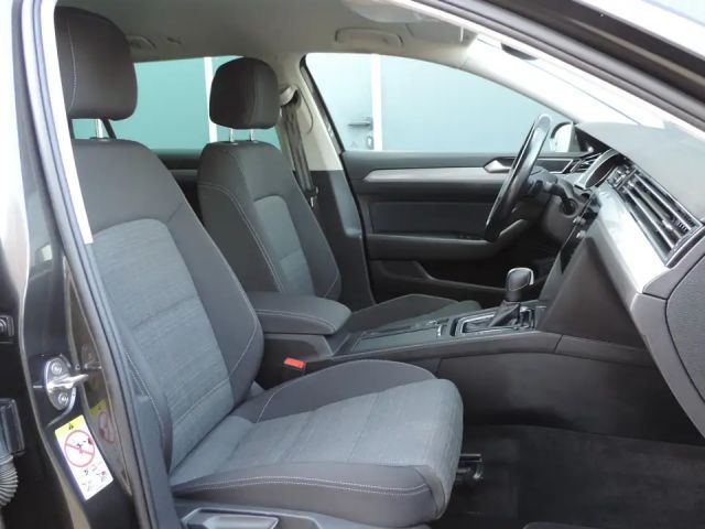 Volkswagen Passat Business DSG Variant
