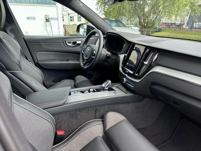 Volvo XC60 AWD Plus Recharge T6