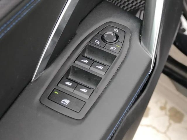 BMW iX1 Drive pro M-Sport xDrive30