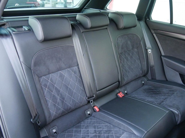 Skoda Superb 1.4 TSI Combi Sportline iV