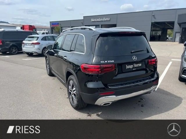 Mercedes-Benz GLB 250 4MATIC Progressive