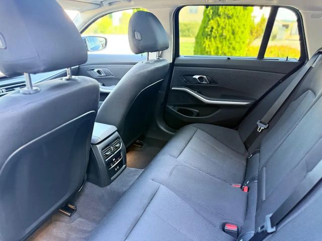 BMW 318 318i Touring