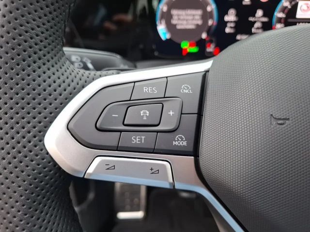 Volkswagen Golf DSG Sport