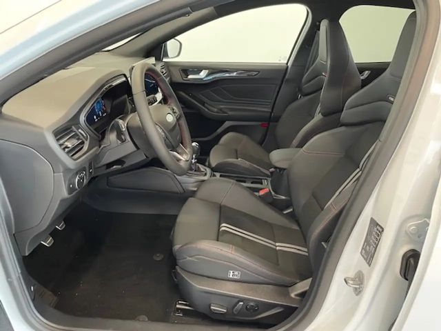 Ford Focus ST Line Wagon