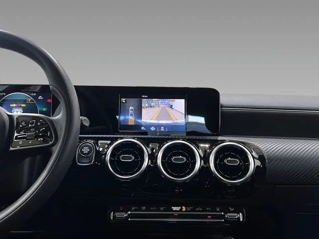 Mercedes-Benz A 250 A 250 e Style