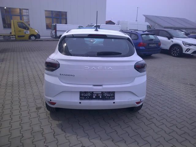 Dacia Sandero Essential