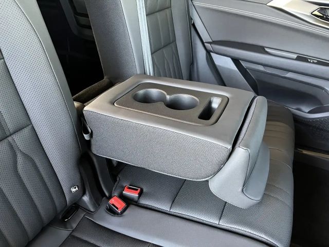 Renault Espace E-Tech Hybrid Iconic