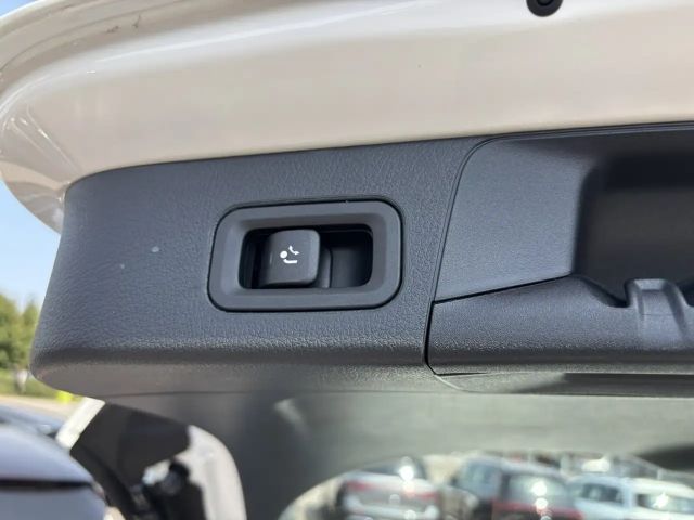 Mercedes-Benz B 180 Progressive