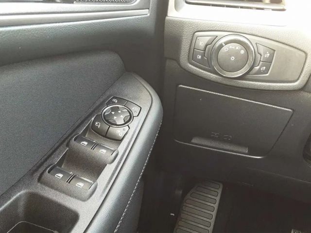 Ford S-Max Hybrid Edition