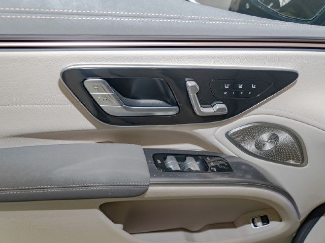 Mercedes-Benz EQS 450 Sedan