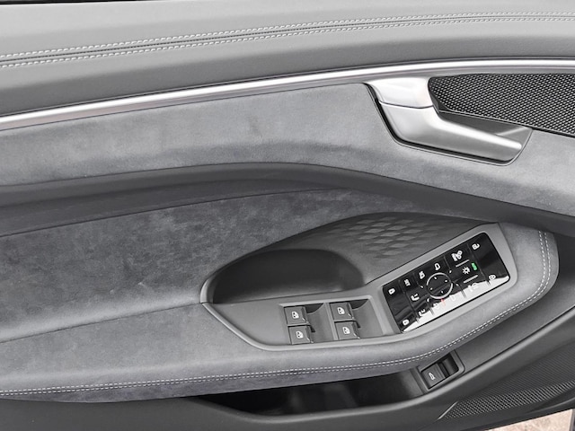 Audi A6 e-tron Avant Quattro