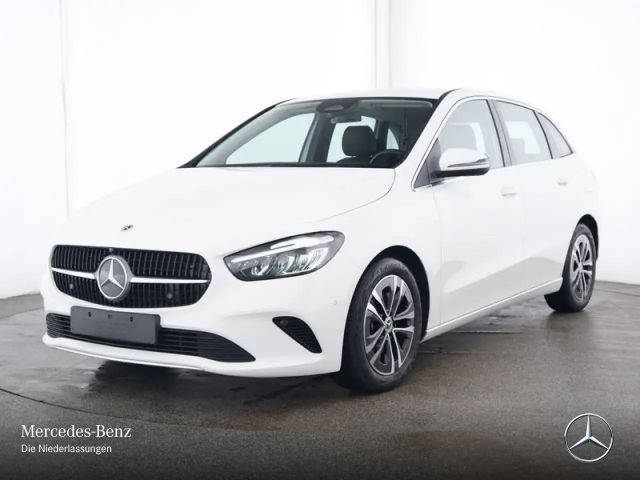 Mercedes-Benz B 200 Progressive Sedan