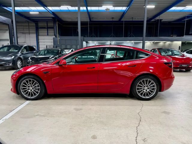 Tesla Model 3 AWD Long Range