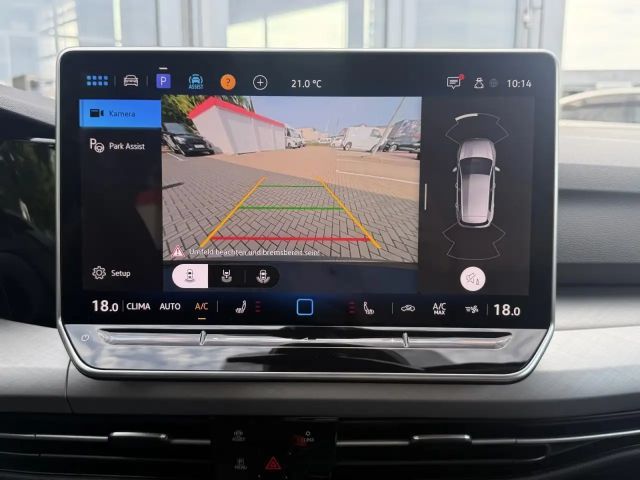 Volkswagen Golf DSG Life