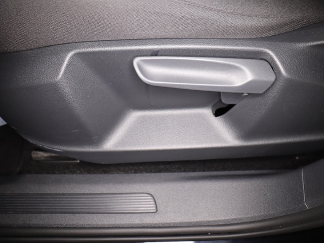 Volkswagen Touran 1.5TSI 296,-ohne Anzahlung Navi ACC