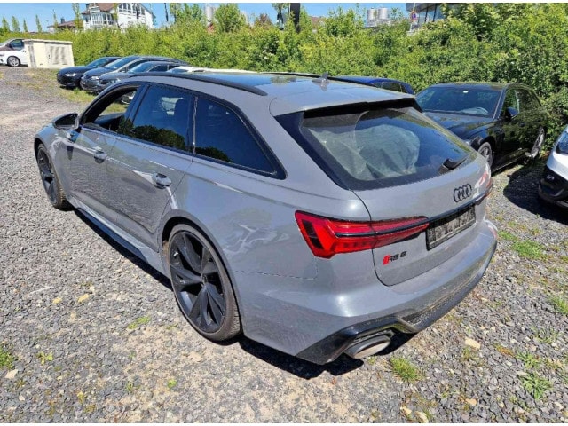 Audi RS6 Avant Quattro