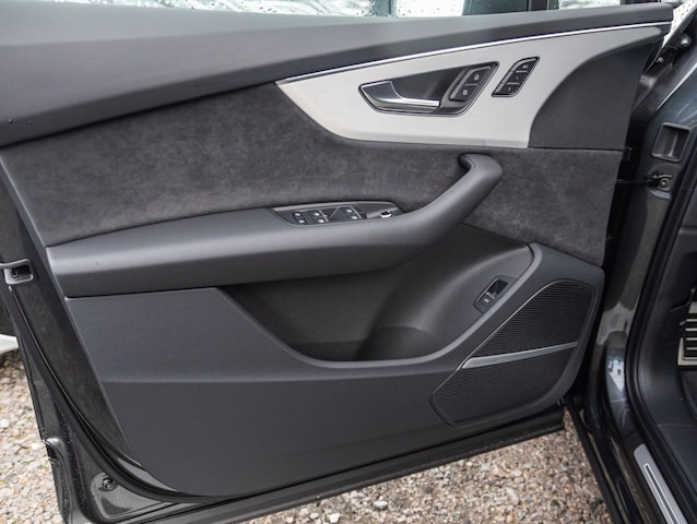 Audi Q7 50 TDI Quattro S-Line