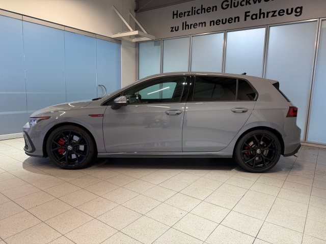 Volkswagen Golf 2.0 TSI Golf VIII