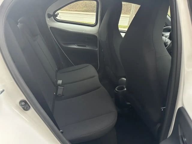 Toyota Aygo X Play
