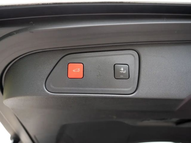 Peugeot 3008 EAT8 GT-Line Hybrid4