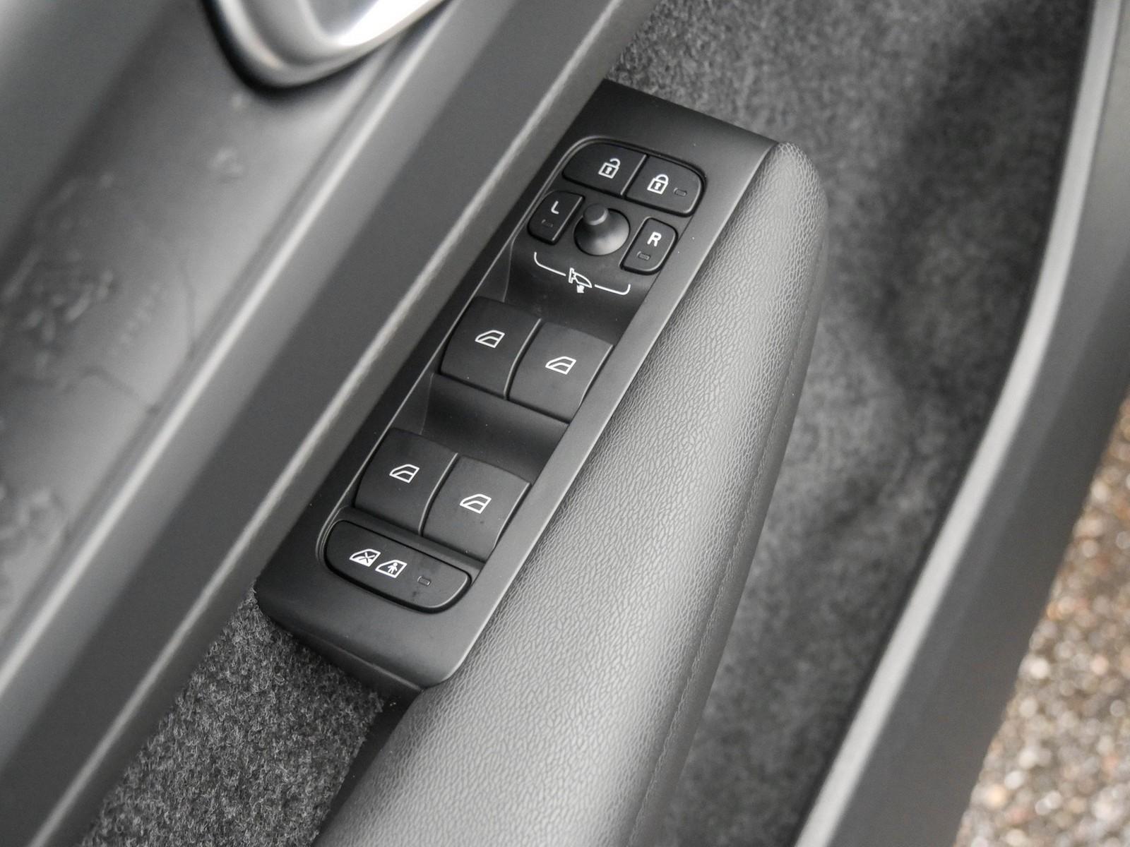 Volvo EX40 Extended range Plus Single motor