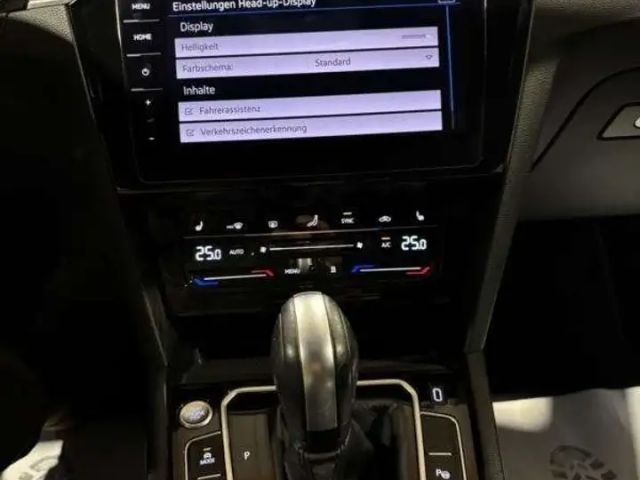 Volkswagen Passat Elegance Elegance