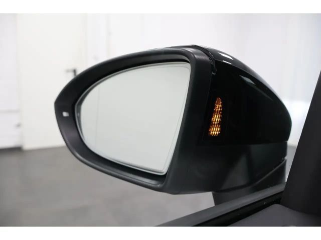 Volkswagen Touran 1.5 TSI DSG R-Line