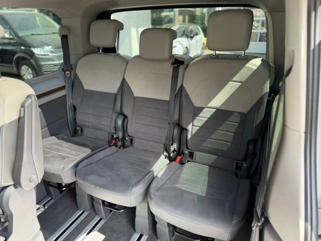 Volkswagen Multivan 2.0 TDI DSG Style T7