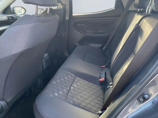 Toyota Yaris Hatchback Hybride VVT-i