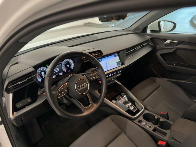 Audi A3 30 TFSI S-Tronic Sedan